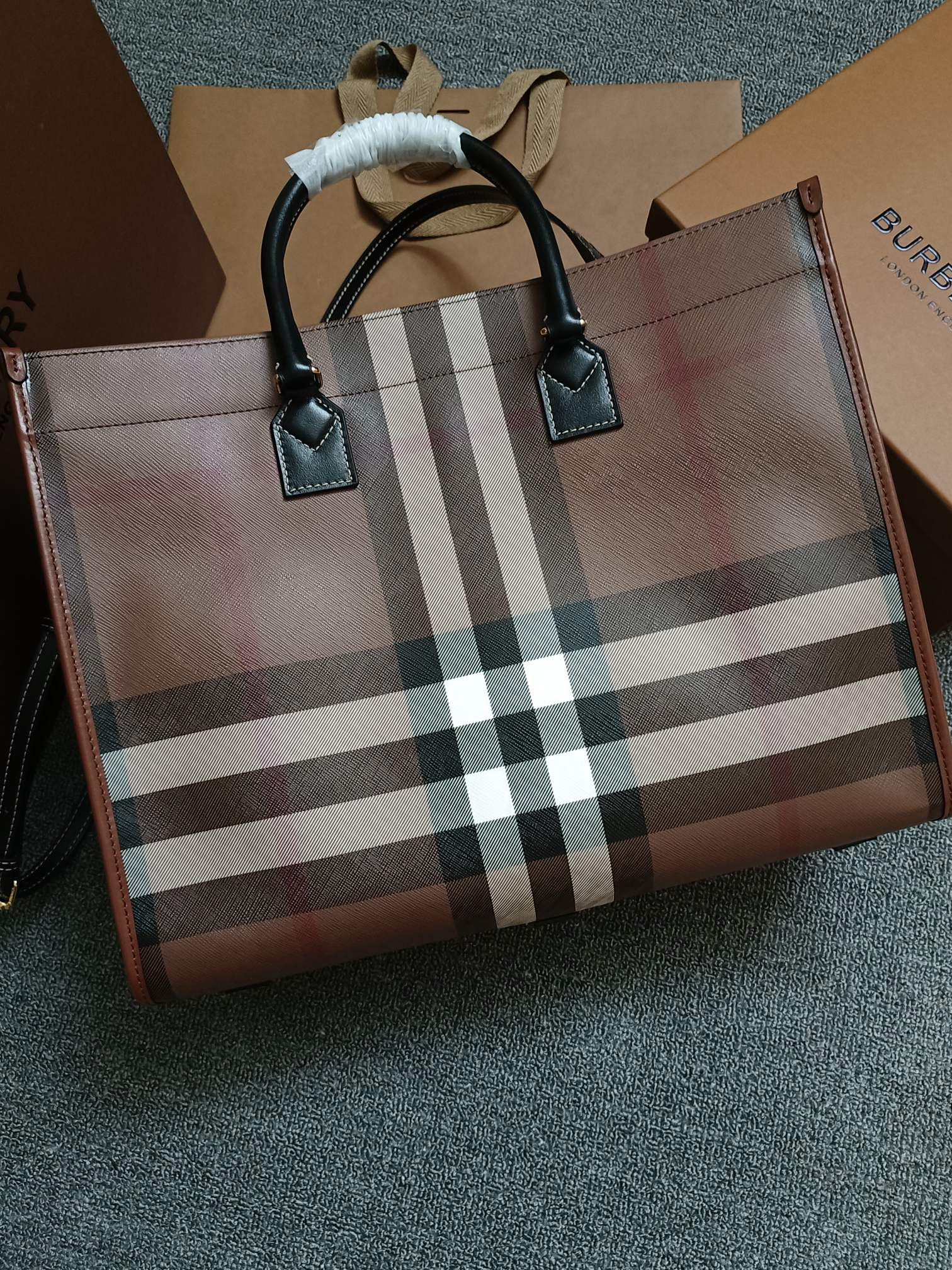 Burberry Shopping Bags